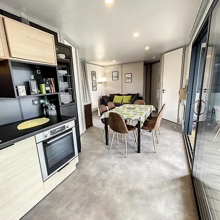 Chalet Cosy Avec Piscine Chauffee, Terrasse Et Parking A 2 Pas De La De - Fr-1-361-480 Jullouville-les-Pins