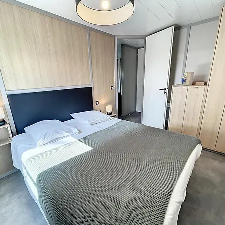 Cosy Avec Piscine Chauffee, Terrasse Et Parking A 2 Pas De La De - Fr-1-361-480 Domek alpejski