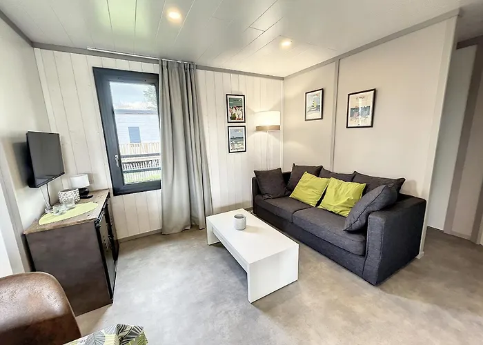 Cosy Avec Piscine Chauffee, Terrasse Et Parking A 2 Pas De La De - Fr-1-361-480 בקתה *