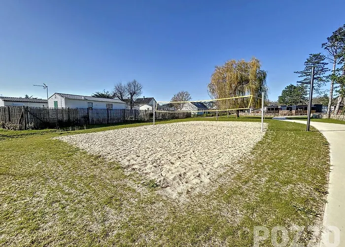 Cosy Avec Piscine Chauffee, Terrasse Et Parking A 2 Pas De La De - Fr-1-361-480 בקתה