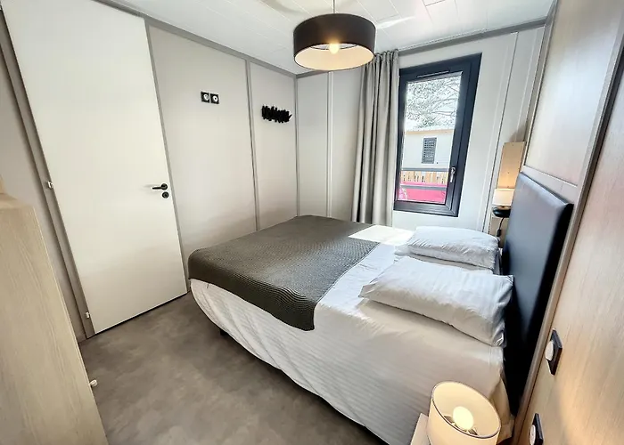 Cosy Avec Piscine Chauffee, Terrasse Et Parking A 2 Pas De La De - Fr-1-361-480 בקתה