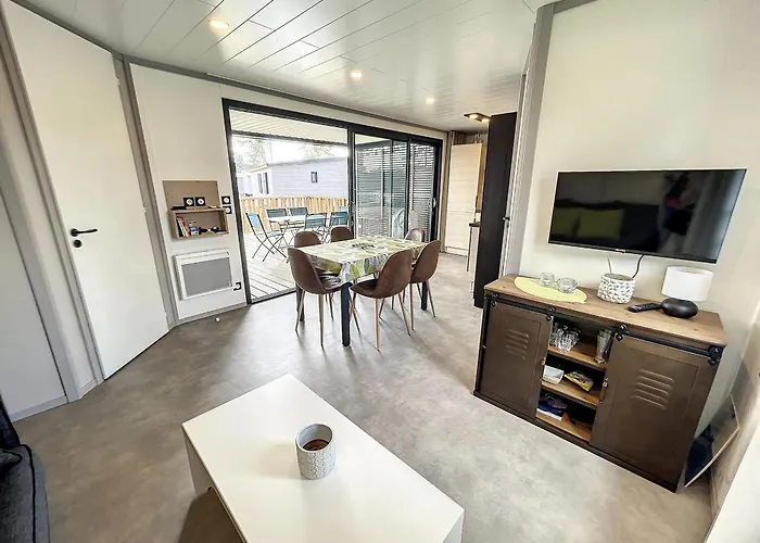 Cosy Avec Piscine Chauffee, Terrasse Et Parking A 2 Pas De La De - Fr-1-361-480 * 瑞卢维尔莱潘
