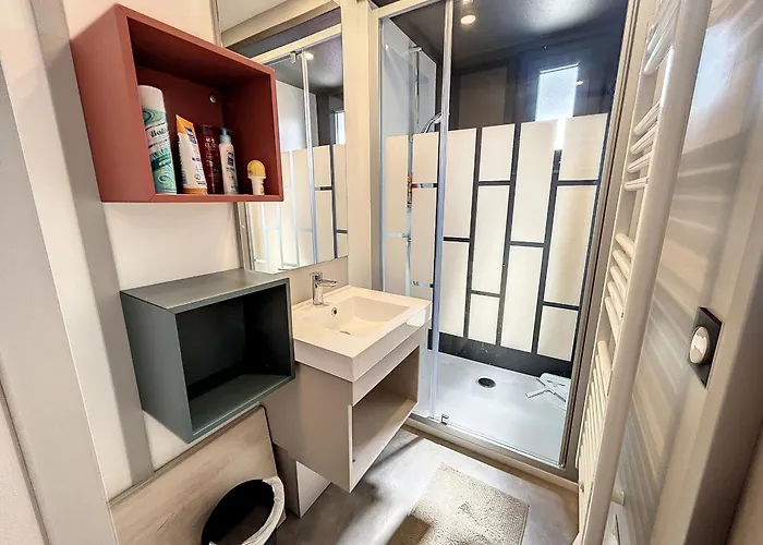 Cosy Avec Piscine Chauffee, Terrasse Et Parking A 2 Pas De La De - Fr-1-361-480 * 瑞卢维尔莱潘