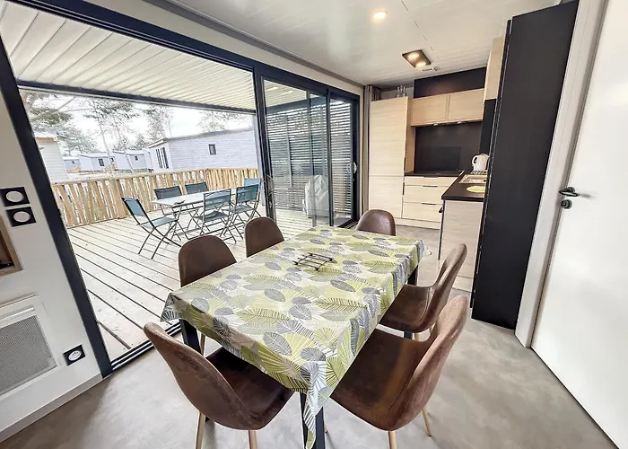 Cosy Avec Piscine Chauffee, Terrasse Et Parking A 2 Pas De La De - Fr-1-361-480 木屋 *